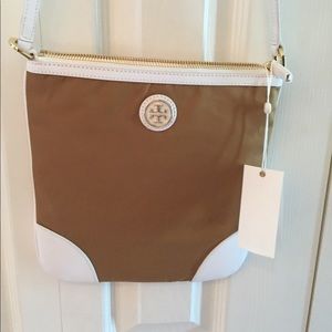 NWT Tory Burch nylon swing pack